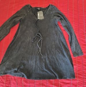 NWT Very J black tunic. Size S.